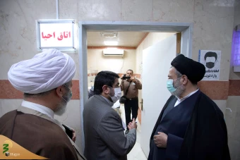 بازدید نماینده ولی فقیه از مرکز پزشکی حج و زیارت در نجف
 9