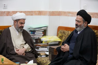 دیدار نماینده ولی فقیه در امور حج و زیارت با آیت الله شیخ مهدی باقر قریشی 2