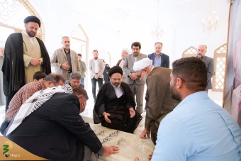 حضور در مرقد مطهر مجاهد شهید ابومهدی المهندس
 2