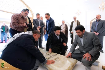 حضور در مرقد مطهر مجاهد شهید ابومهدی المهندس
 3