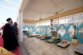 حضور در مرقد مطهر مجاهد شهید ابومهدی المهندس
 7