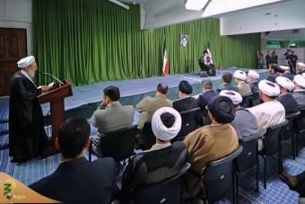 تصاویری از حجت‌الاسلام والمسلمین محمدی ری‌شهری در کنار رهبر انقلاب 29