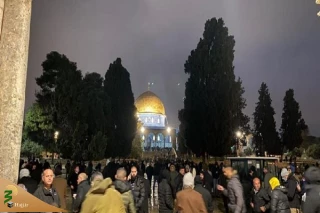 حضور هزاران فلسطینی در مسجد الاقصی