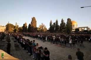 اقامه نماز جمعه در مسجدالاقصی با حضور هزاران فلسطینی 2