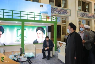 Head of the Iranian pilgrims visits Quran exhibition 6