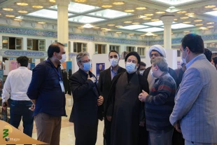 قام رئيس الحجاج إلايرانيين بزيارة معرض القرآن الكريم

 2