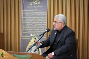 درمراسم زیارت عاشورا در محل سازمان حج و زیارت انجام شد؛

گرامیداشت یاد والده حجت الاسلام والمسلمین قاضی عسکر 13