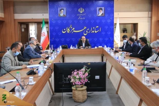 استاندار هرمزگان در نشست ستاد استانی اربعین حسینی(ع) عنوان کرد:
برنامه‌ریزی‌های عملیاتی براساس پیش بینی تعداد زائران استان هرمزگان جهت اعزام به مراسم پیاده‌روی عظیم اربعین حسینی(ع) انجام شود 2