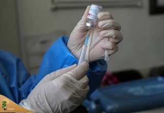 رئیس هلال احمر خواستار اضافه شدن واکسن‌های ایرانی به سبد واکسن حجاج شد