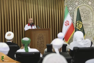 معاون فرهنگی بعثه:

خادمین فرهنگی با آمادگی به حج مشرف شوند 6