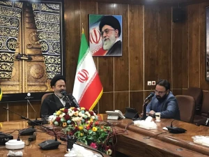 جوانان صالح، گل عمر خویش را صرف عبادت کنند