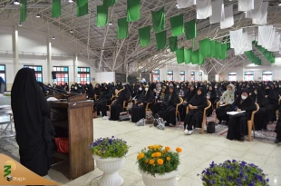 همایش متمرکززائرین زن اعزامی به حج تمتع در اصفهان 6