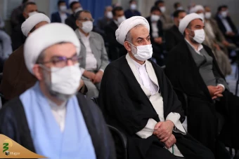دیدار کارگزاران حج با با حضرت آیت‌الله خامنه‌ای رهبر انقلاب اسلامی
 11