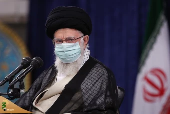 دیدار کارگزاران حج با با حضرت آیت‌الله خامنه‌ای رهبر انقلاب اسلامی
 18