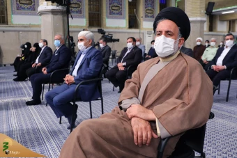 دیدار کارگزاران حج با با حضرت آیت‌الله خامنه‌ای رهبر انقلاب اسلامی
 39