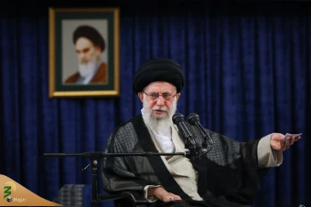 دیدار کارگزاران حج با با حضرت آیت‌الله خامنه‌ای رهبر انقلاب اسلامی
 35