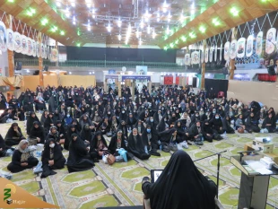 همایش بانوان حج‌گزار مازندارن برگزار شد
 5