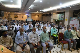 بزگراری با شکوه دعای کمیل در شهر پیامبر 4