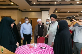 حضور جانشین نماینده ولی فقیه در جمع زائران ایرانی در هتل لابا دارنا 5
