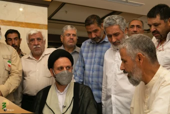 حضور جانشین نماینده ولی فقیه در جمع زائران ایرانی در هتل لابا دارنا 10