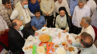 حضور جانشین نماینده ولی فقیه در جمع زائران ایرانی در هتل لابا دارنا 12