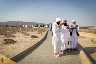 حال‌وهوای قبرستان بقیع در ایام حج تمتع ۱۴۰۱ 19