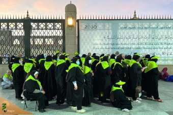 حال‌وهوای قبرستان بقیع در ایام حج تمتع ۱۴۰۱ 30