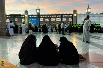 حال‌وهوای قبرستان بقیع در ایام حج تمتع ۱۴۰۱ 32