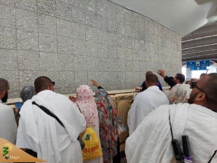 بعد از رمی جمره عقبه انجام شد؛

استقرار زائران ایرانی در چادرهای منا 3