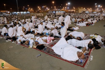 بیتوته زوار بیت‌الله‌الحرام در مشعر‌الحرام 19