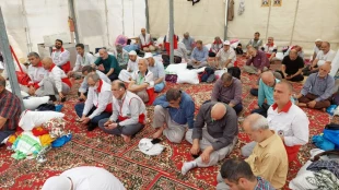 برپایی محفل انس با قرآن کریم با حضور کادر درمان منا 2