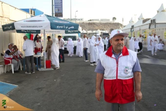 خدمات پزشکی هلال احمر جمهوری اسلامی ایران به حجاج در منا 11