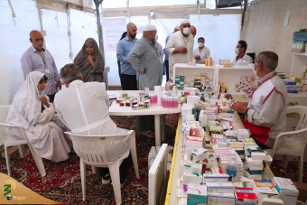 خدمات پزشکی هلال احمر جمهوری اسلامی ایران به حجاج در منا 13