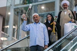 نخستین کاروان حجاج به کشور بازگشتند