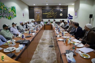 Pakistan Minister of Religious Affairs meets with the Head of the Iranian pilgrims in Mecca 6
