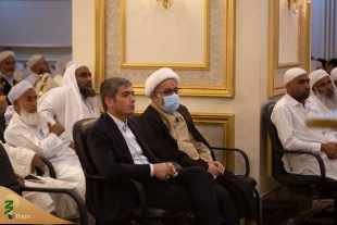 Hojjat al-Islam Navvab
Responsibility of intellectuals in the society is serious
 4