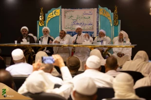 Hojjat al-Islam Navvab
Responsibility of intellectuals in the society is serious
 6