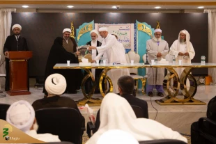 Hojjat al-Islam Navvab
Responsibility of intellectuals in the society is serious
 8