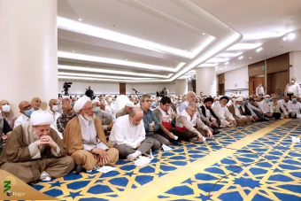دعای کمیل زائران ایرانی در جوار بیت‌الله الحرام 7