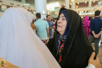 بازگشت اولین کاروان زائران بیت الله الحرام به کشور 20