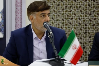
محفل انس و معرفت قرآنی با حضور حجاج سایر کشور‌ها
 6