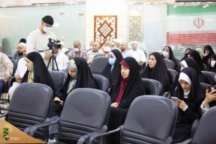 ترجمة رسالة قائد الثورة الاسلامية إلى 40 لغه عالمية 7