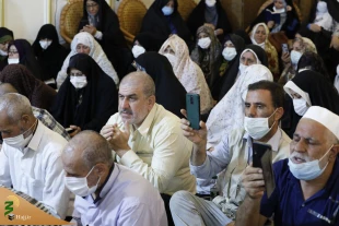 صدى آخر نداء «يا غياث المستغيثين» للحجاج الإيرانيين قرب المسجد النبوي (ص)
 2