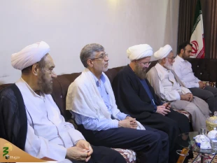 تجلیل از خانواده شهید حجت الاسلام و المسلمین حاج محمد اصلانی 4