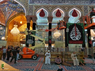 با نزدیک شدن به ماه محرم؛ حرم ارباب سیاه پوش شد 15