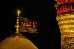 با حضور خیل عظیم زائران؛

پرچم حرم امام حسین (ع) تعویض شد 2