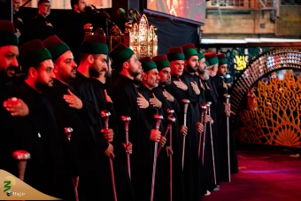 آئین تعویض پرچم گنبد حرم آستان مقدس حسینی و عباسی 8