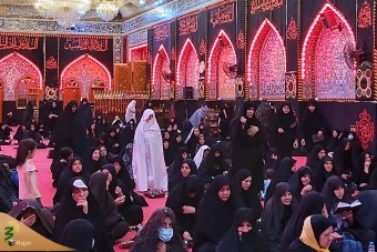 مراسم دعای ندبه در کربلای معلی
 8