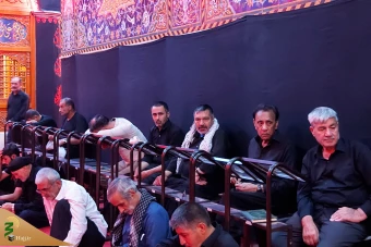 مراسم دعای ندبه در کربلای معلی
 6