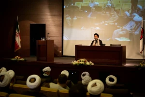 عقد الاجتماع الوطني لمسئولي اللجان الثقافية بشان الأربعين بحضور ممثل الولي الفقيه في شوون الحج و الزيارة

